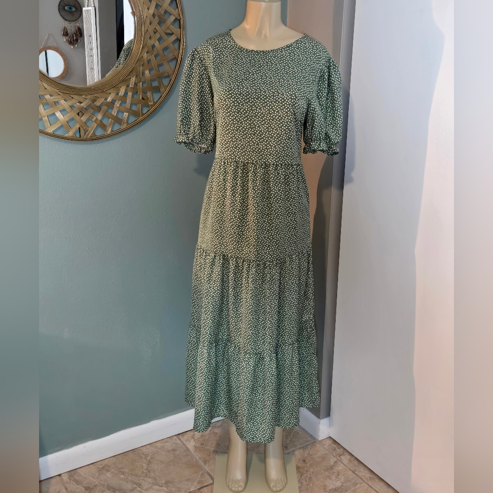 BNWT Floral Boho dress size L